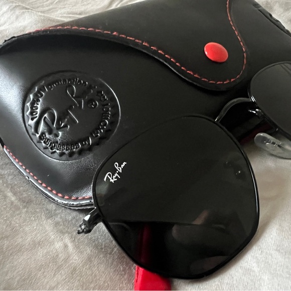 RayBan x Ferrari. Black tint RayBan glasses. Unisex. Plus case. Mint condition. - Picture 1 of 2